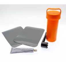 reparationskit till gummibåtar och ribbåtar av PVC. innehåller 2st PVC-dukar, limtub, ventilverktyg