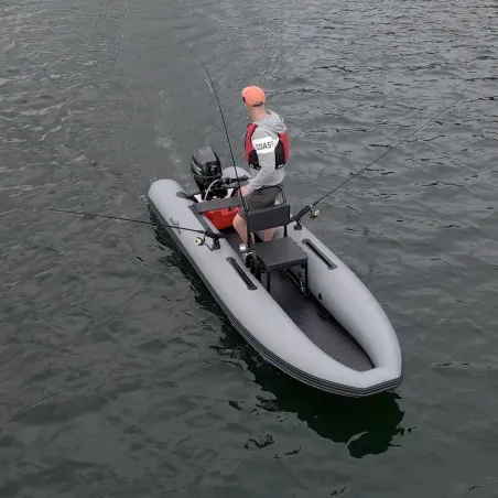 fishfinder 400 den ultimata gummibåten för dig som fiskar