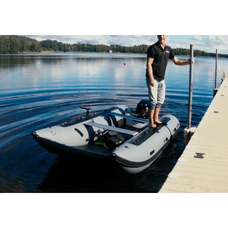 Gummibåt CAT330 katamaran med öppen för - Greatwhite