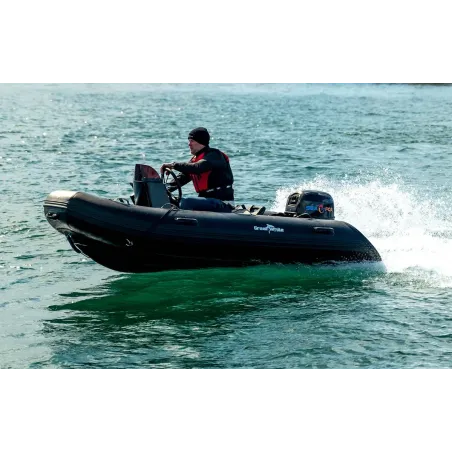 SeaFox 20 HK utombordsmotor med rattstyrning & Elstart 4-takt