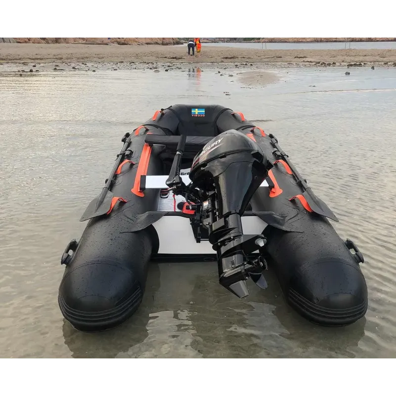 Greatwhite VIB330 Gummibåt med uppblåsbar V-köl och mercury 20HK