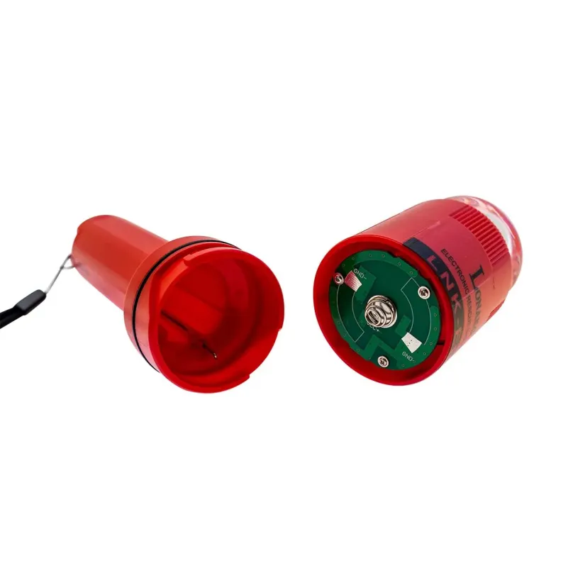 S.O.S batteridriven nödlampa inkl. signalflagga