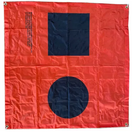 S.O.S batteridriven nödlampa inkl. signalflagga