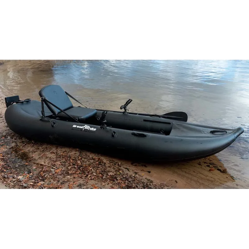 Uppblåsbar fiskekajak med spöhållare och motorfäste