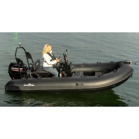 Båtpaket Greatwhite RIB420 Aluminium inkl soffa, rattkonsol, targabåge & Mercury 40hk