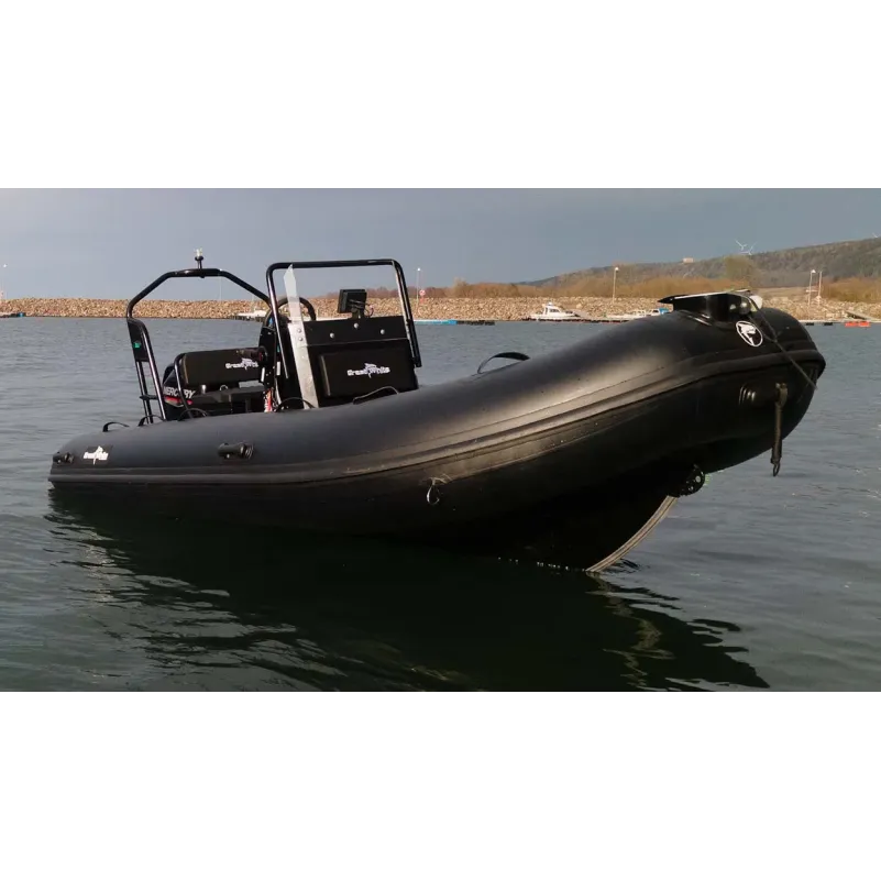 Båtpaket Greatwhite RIB420 Aluminium inkl soffa, rattkonsol, targabåge & Mercury 40hk
