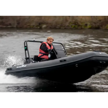 DLX360 aluminiumrib. Ribbåt med kort rigg och 30HK. aluminiumskrov