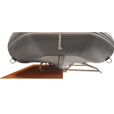 Rostfri båtlyft för badbrygga.