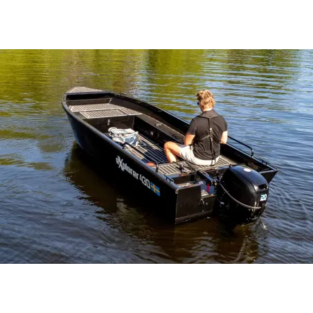 Greatwhite Aluminiumbåt eXplorer 430 Rorkult