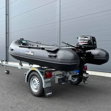 Tiki BE600-R är en perfekt båtrailer för mindre båtar.