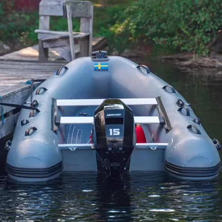 Mercury 15hk båtmotor - perfekt till Greatwhite ribbåtar Mercury 15hk båtmotor - perfekt till Greatwhite ribbåtar