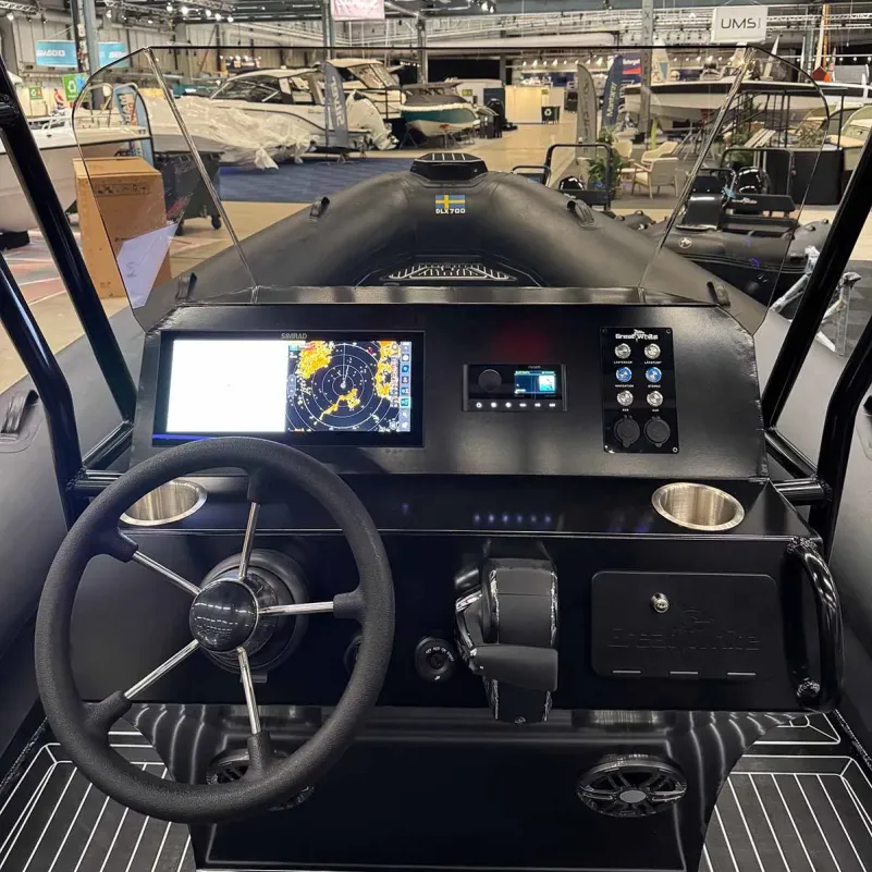 Båtpaket Greatwhite DLX700 Aluminium RIB inkl T-top & Mercury F200XL V6