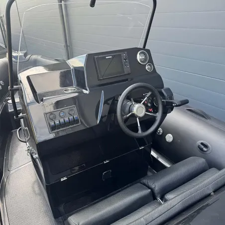 Begagnad Adventure 610 med Honda 115hk, 2024