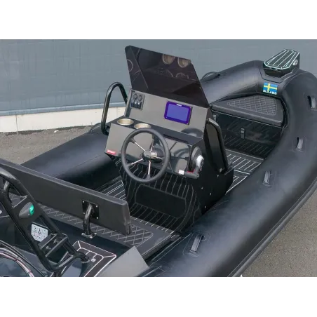 Begagnad DLX460 med Mercury 50hk,  2024