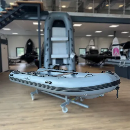 'Transportskadad' Greatwhite ALU380 Dubbelskrov med förvaring