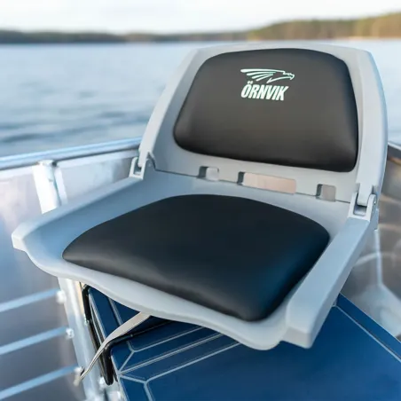 Örnvik Fällbar vadderad stol med justerbart underrede