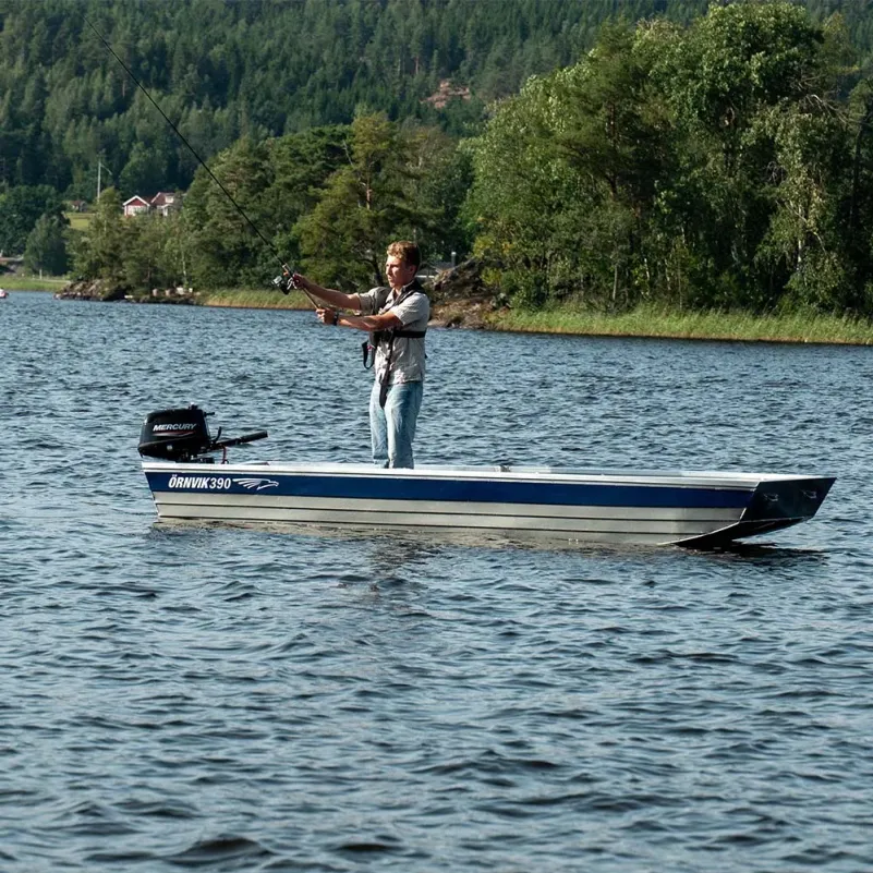 Örnvik 390 Wide helsvetsad aluminiumbåt