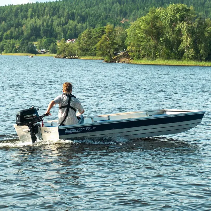 Örnvik 390 Wide helsvetsad aluminiumbåt