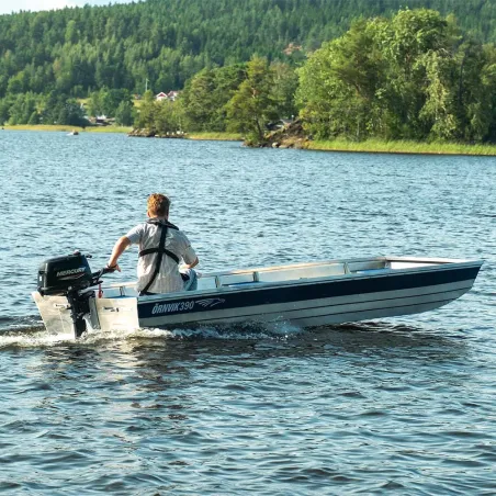 Örnvik 390 Wide helsvetsad aluminiumbåt