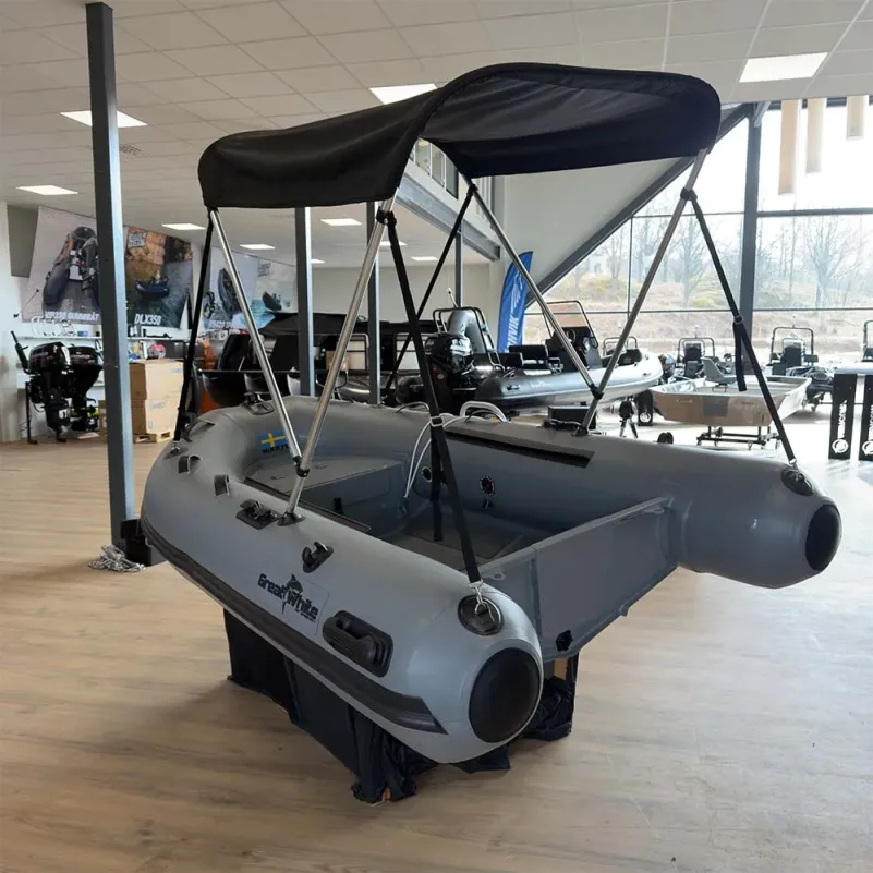 Visningsex, Greatwhite ALU270 Dubbelskrov med förvaring