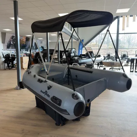 Visningsex, Greatwhite ALU270 Dubbelskrov med förvaring