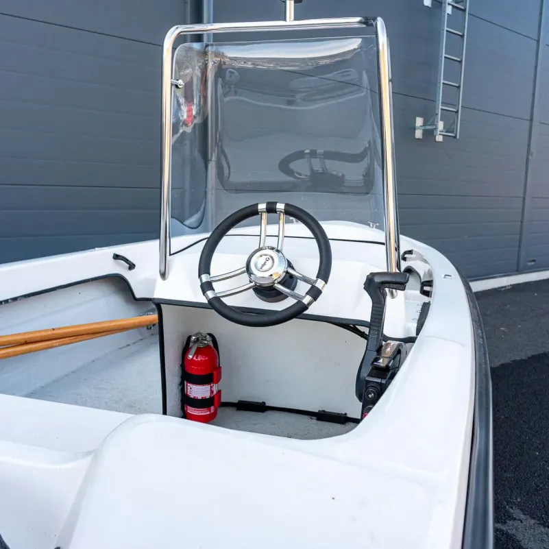 Begagnad Sandström Classic 460 med rattstyrning och Tohatsu 30hk, 2023 (Uttagen 2024)