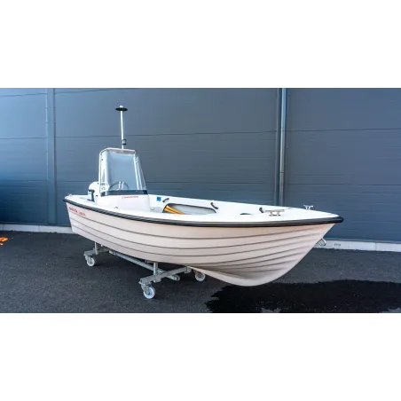 Begagnad Sandström Classic 460 med rattstyrning och Tohatsu 30hk, 2023 (Uttagen 2024)