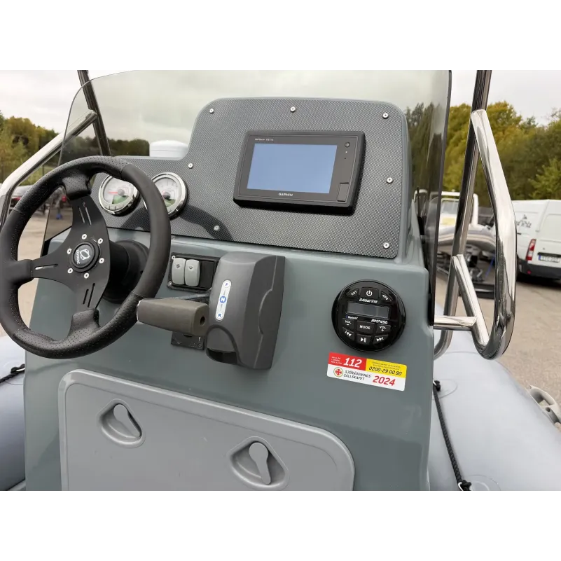 Begagnad Zodiac Pro Open 550 med Evinrude 115hk, 2016