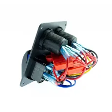 Panel med 3st vippbrytare, 2st USB-uttag & 1st 12V uttag 2